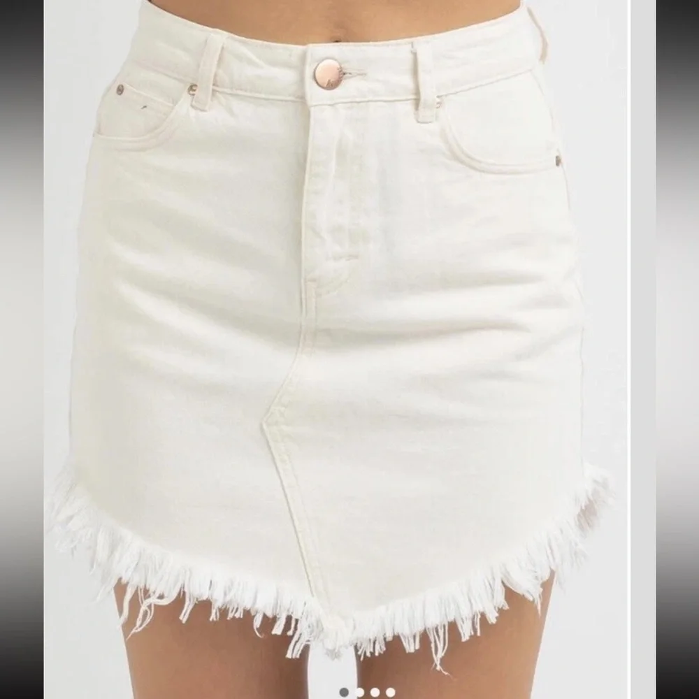 We The Free Free People Bailey Skirt Women's 27 Ivory‎ Denim Mini NWT - Picture 3 of 8